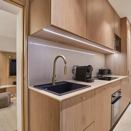 Luxurious Airconditioned Arc De Triomphe Appartement