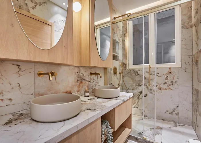 Luxurious Airconditioned Arc De Triomphe Appartement Paris