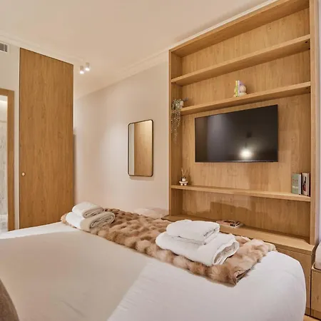 Daire Luxurious Airconditioned Arc De Triomphe *