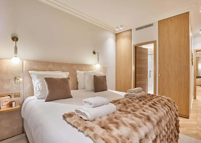 Apartment Luxurious Airconditioned Arc De Triomphe *