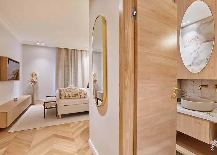 Apartment Luxurious Airconditioned Arc De Triomphe